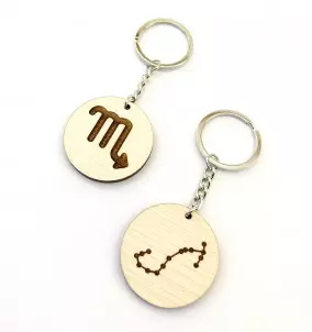 Personalized keychain - Horoscope - Scorpio - with an engraved inscription of your choice. A constellation or symbol.