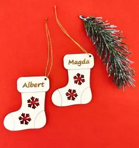 Lesen Božični okrasek v obliki božične nogavice - božična dekoracija z imenom po izbiri.