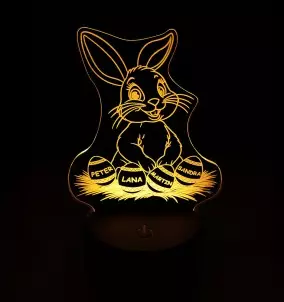 LED-Nachtlicht Osterhase – personalisiert mit 4 Namen