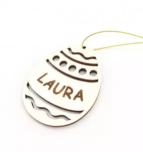 Œuf de Pâques en bois gravé avec prénom personnalisé – décoration ou étiquette cadeau