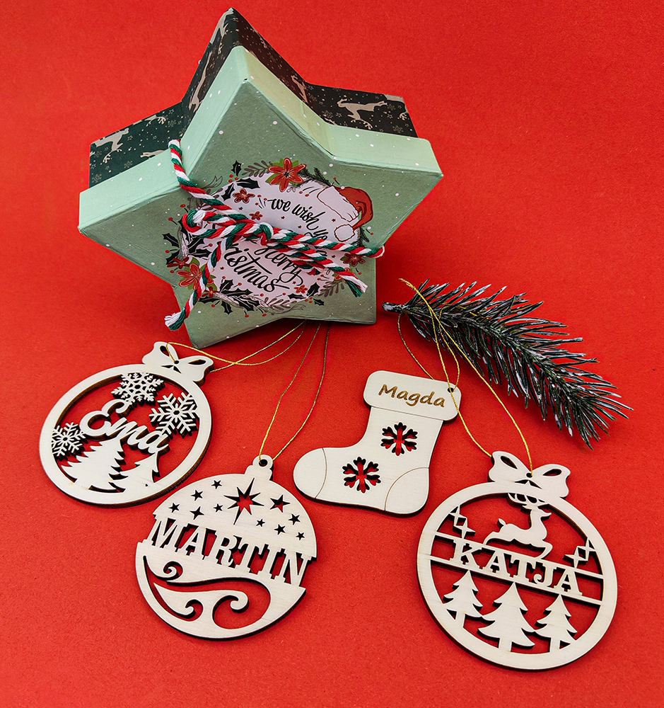Personalized Christmas Ornaments With Custom Name.